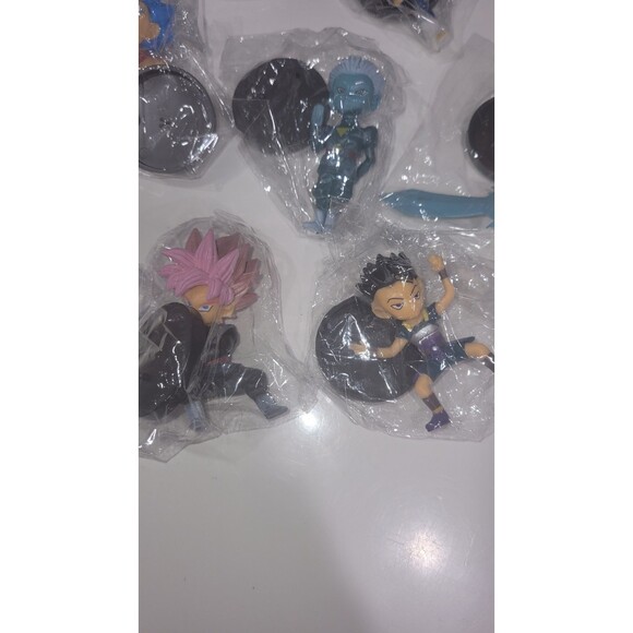 Dragon Ball Z OR ANIME TYPE figures With Stands Set Of 8 GENERIC B6 - Picture 2 of 10